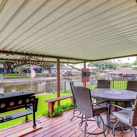 Lakefront Granbury Home With Hot Tub 5 Mi To Dtwn!
